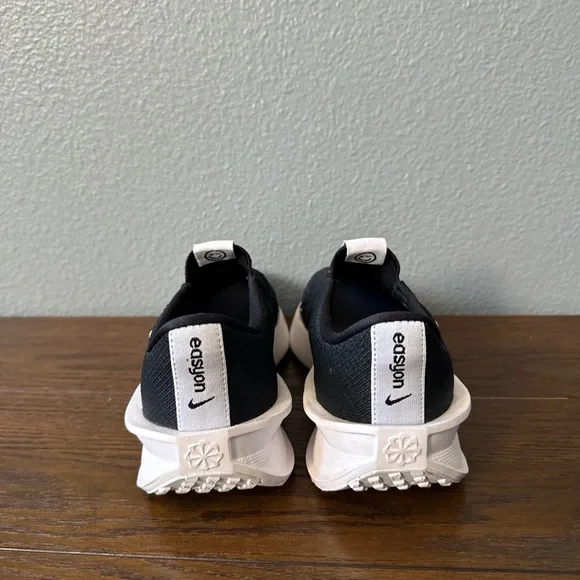 Nike Interact Run EasyOn - Picture 3 of 4